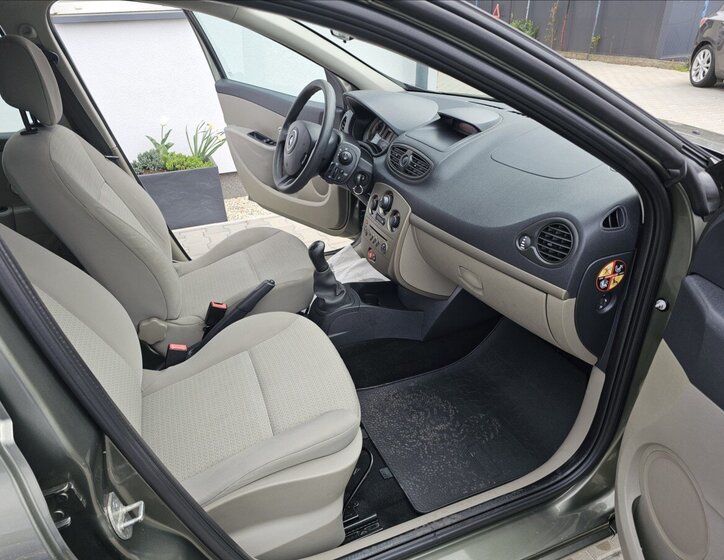 Renault Clio Kombi 1,1 l 55 kw