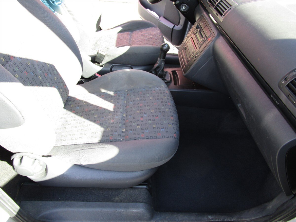 Volkswagen Sharan Kombi 1,9 l 85 kw