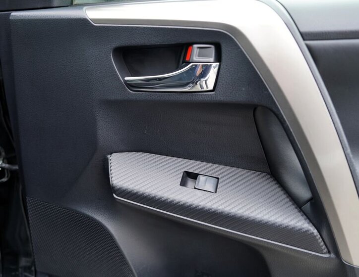 Toyota RAV4 SUV / Terénní 2,0 l 91 kw