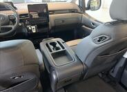 Hyundai Staria 16