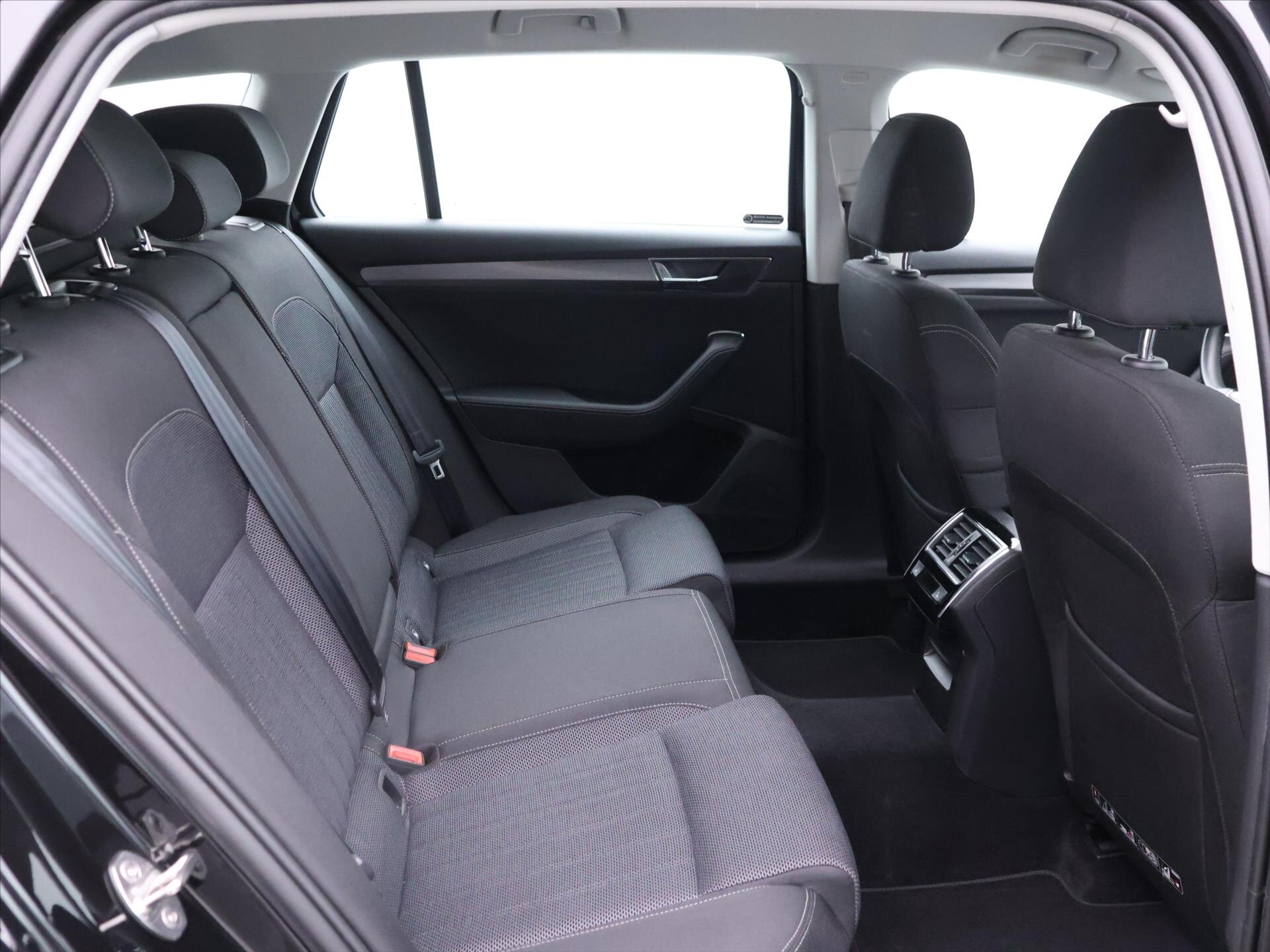 Škoda Superb Kombi 2,0 l 147 kw