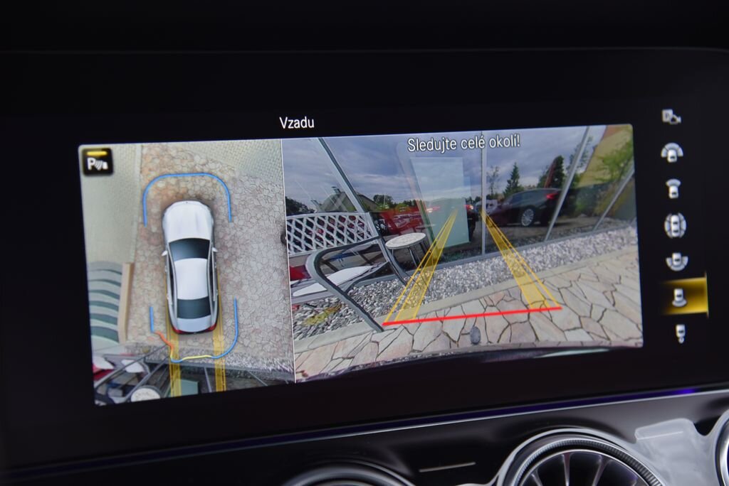 Mercedes-Benz CLS Sedan / Limuzína 3,0 l 320 kw