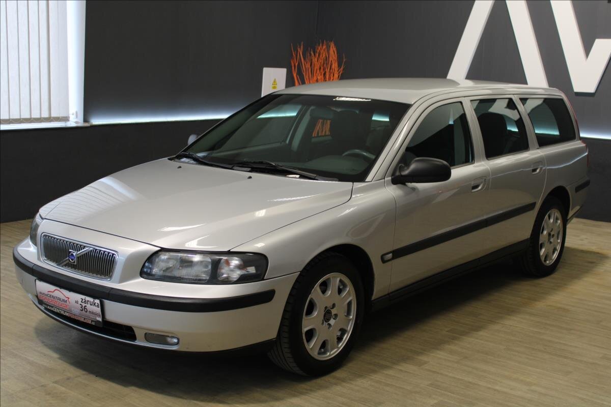 Volvo V70 Kombi 2,4 l 125 kw