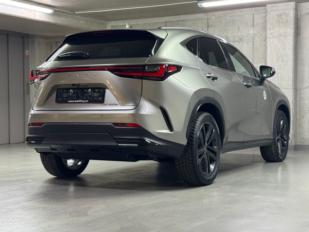 Lexus NX 350h SUV 2,5 l 190 kw