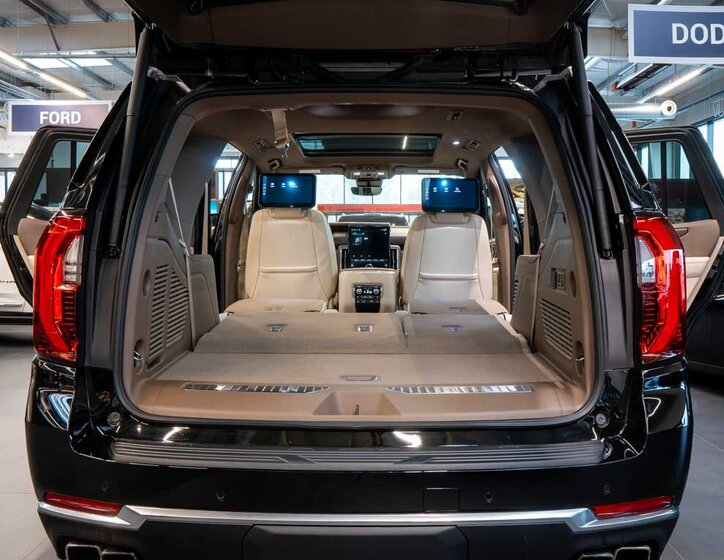 GMC Yukon SUV 6,2 l 313 kw