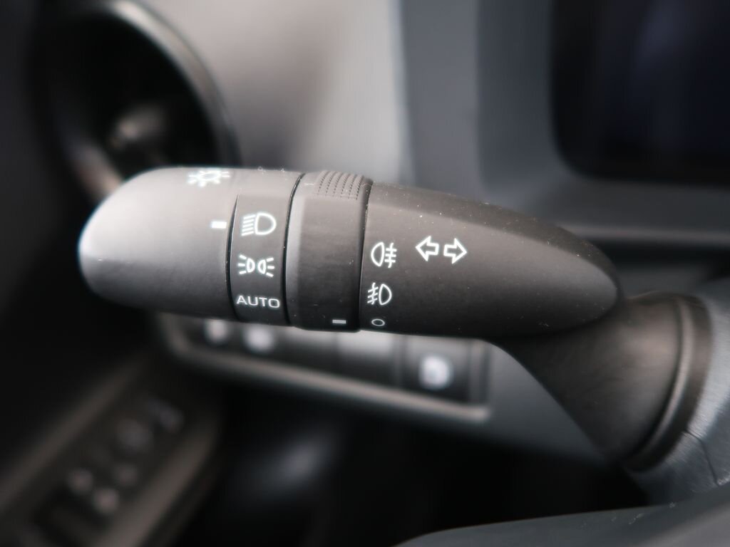 Toyota C-HR SUV 1,8 l 72 kw