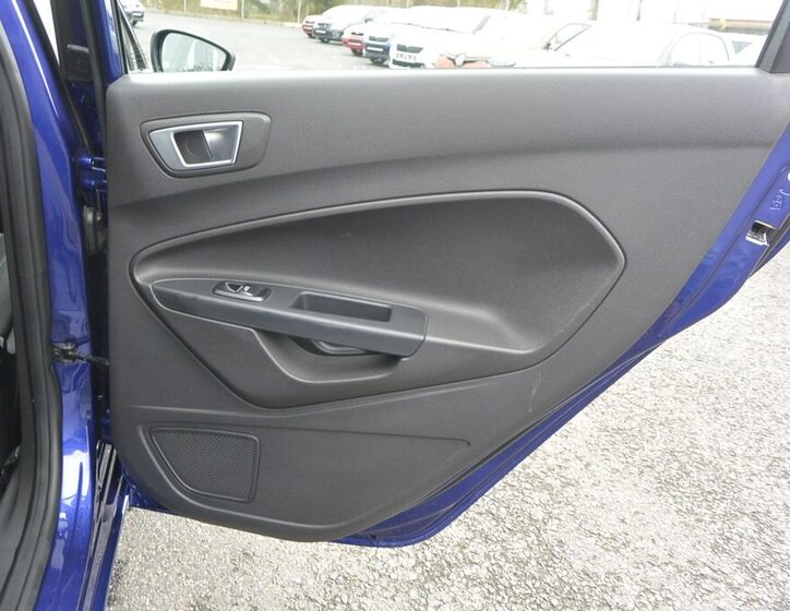 Ford Fiesta Hatchback 998,0 74 kw