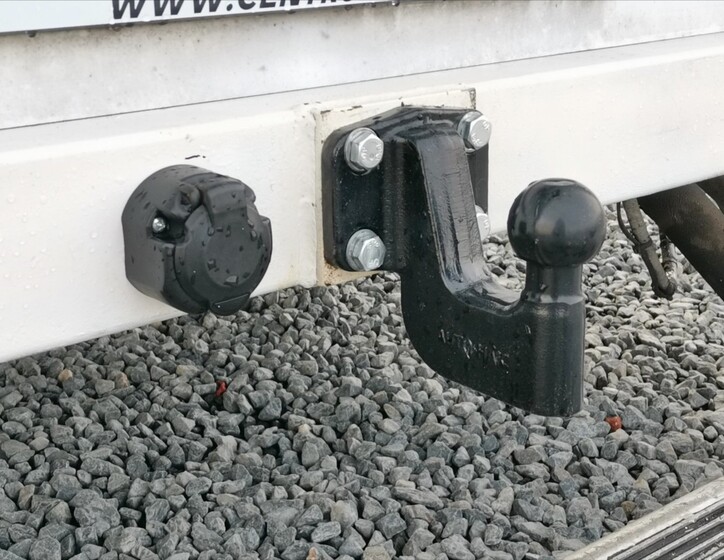 Mercedes-Benz Sprinter 16