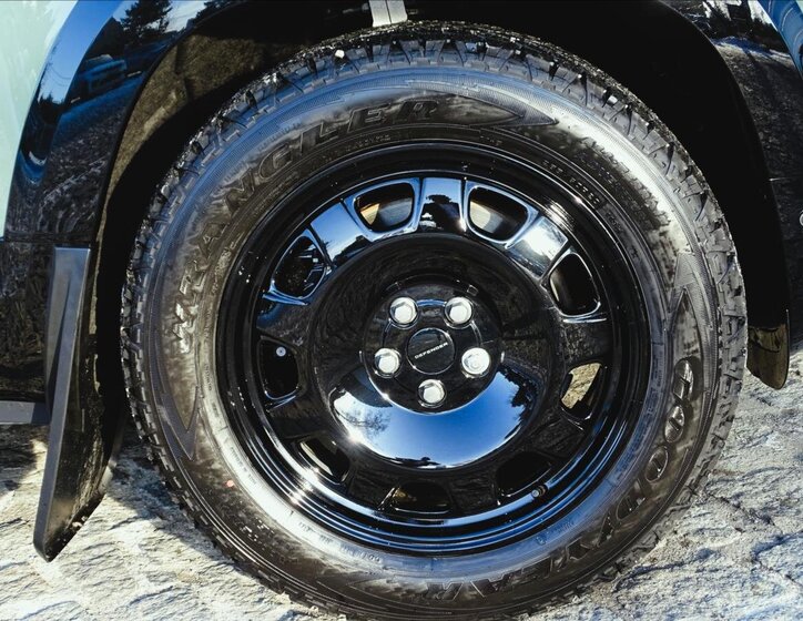 Land Rover Defender SUV 3,0 l 257 kw