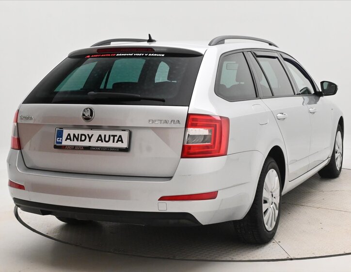 Škoda Octavia Kombi 2,0 l 110 kw
