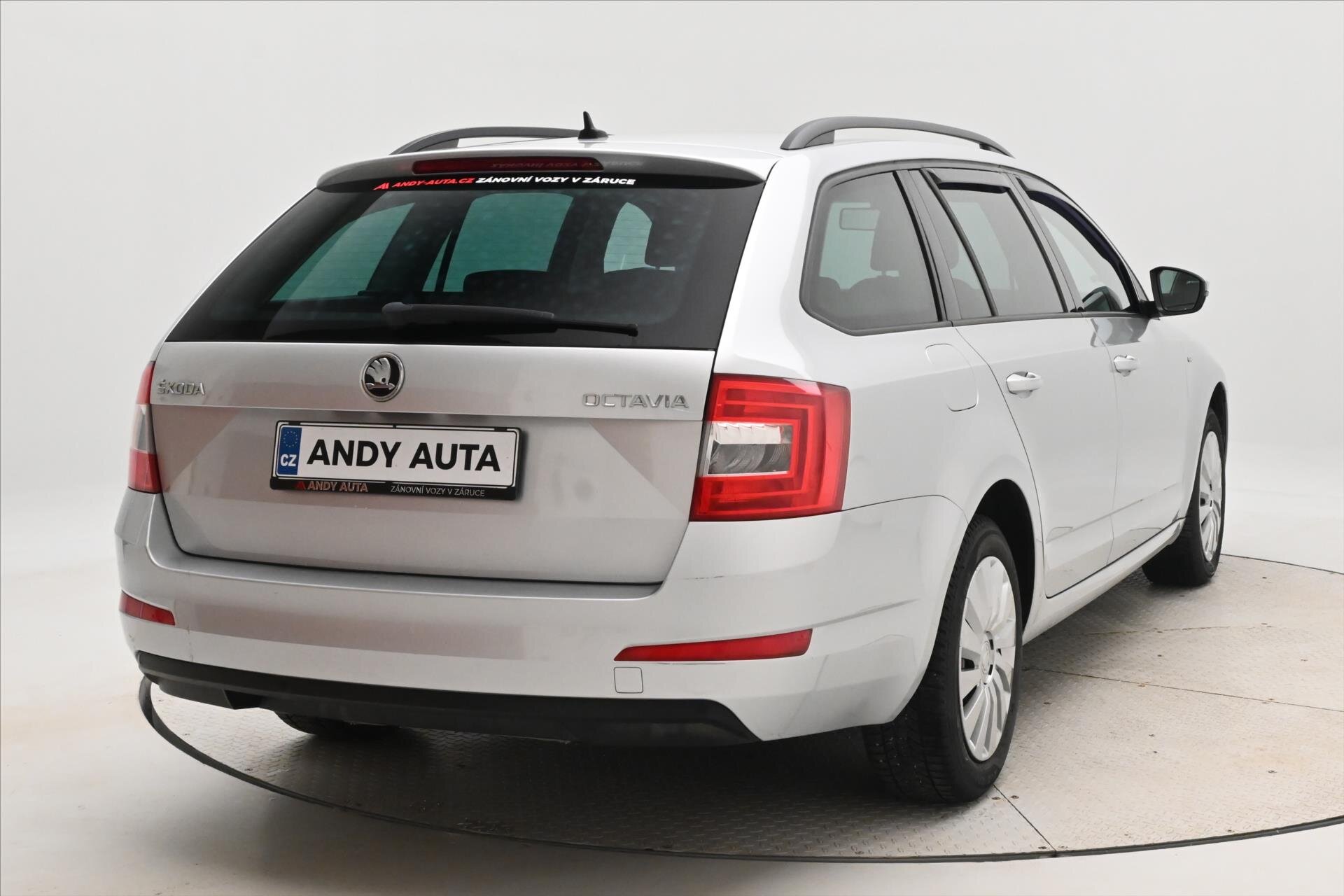 Škoda Octavia Kombi 2,0 l 110 kw