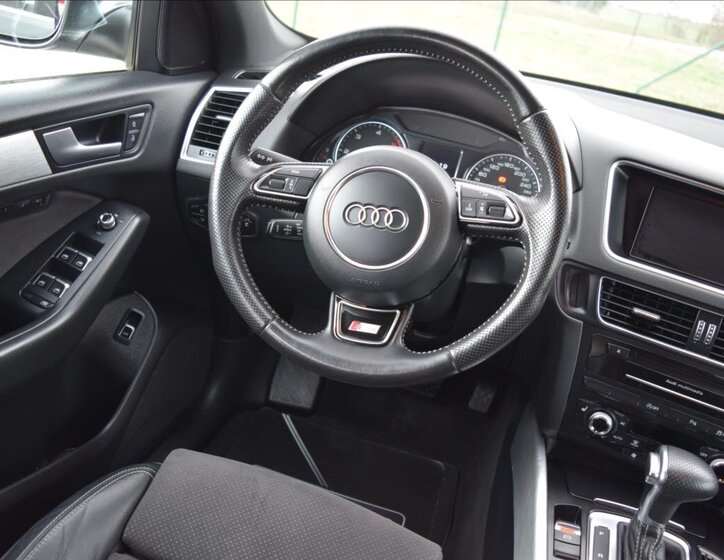 Audi Q5 SUV / Terénní 3,0 l 180 kw