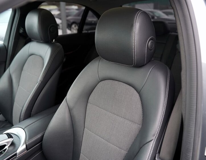 Mercedes-Benz Třídy C Sedan 2,0 l 143 kw