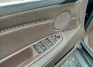 BMW X5 SUV 3,0 l 173 kw