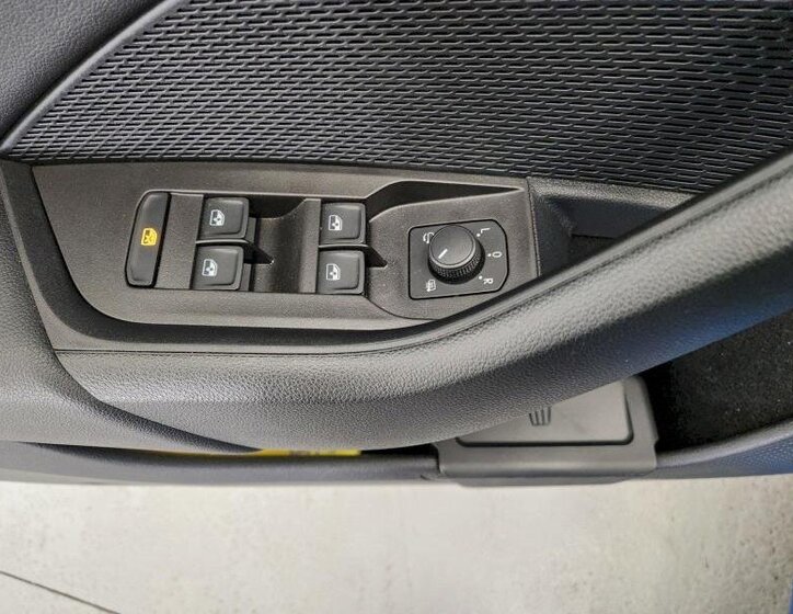 Škoda Octavia Sedan / Limuzína 1,5 l 110 kw