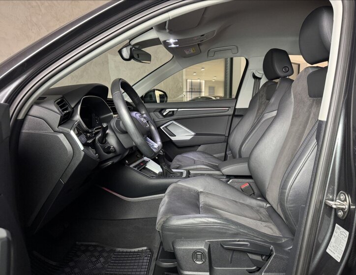 Audi Q3 SUV / Terénní 2,0 l 140 kw