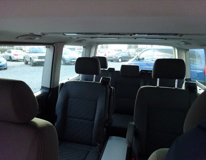 Volkswagen Multivan 30