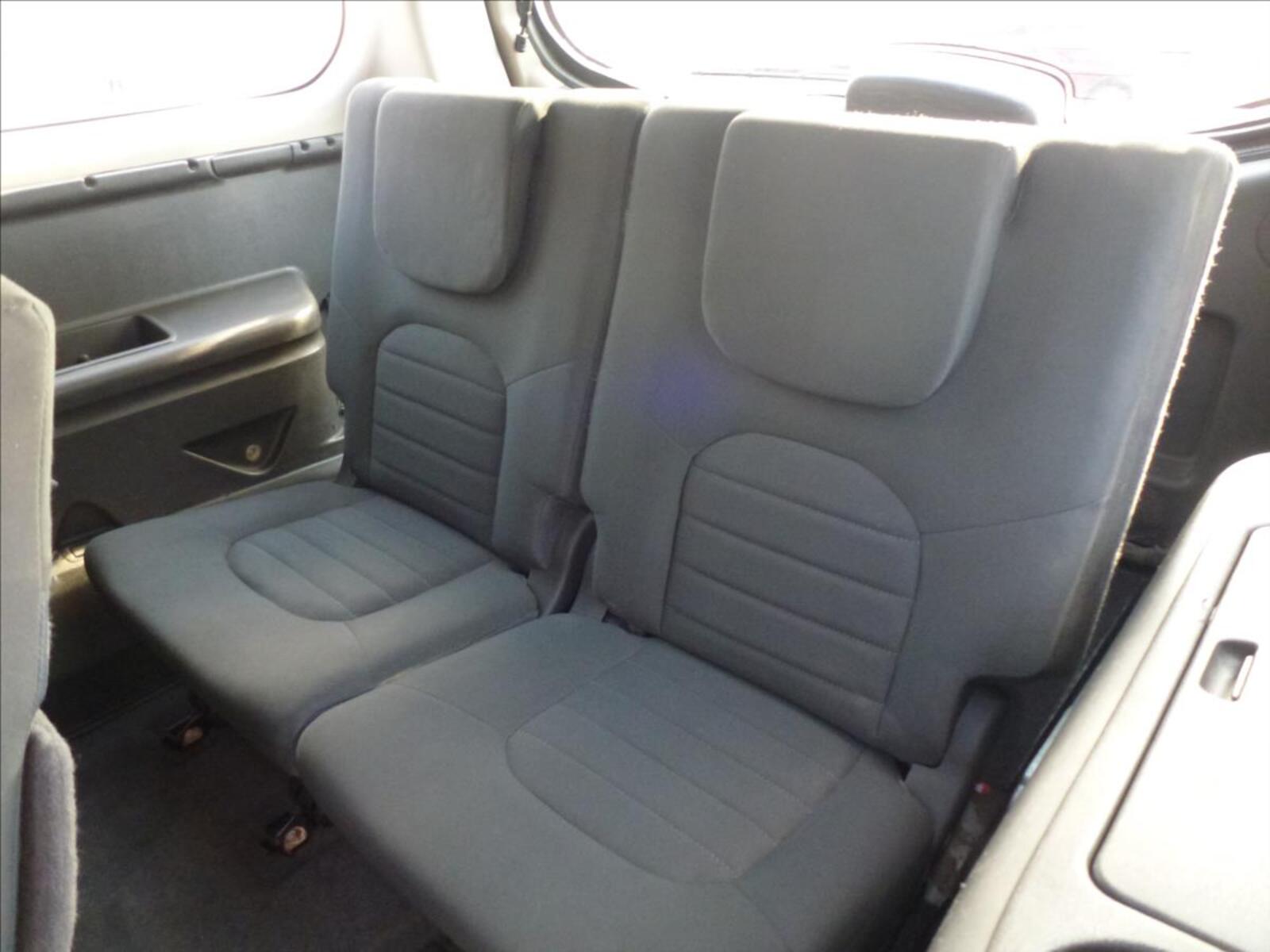 Nissan Pathfinder 18