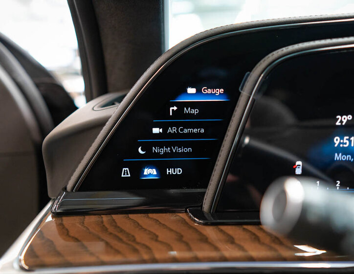 Cadillac Escalade 25