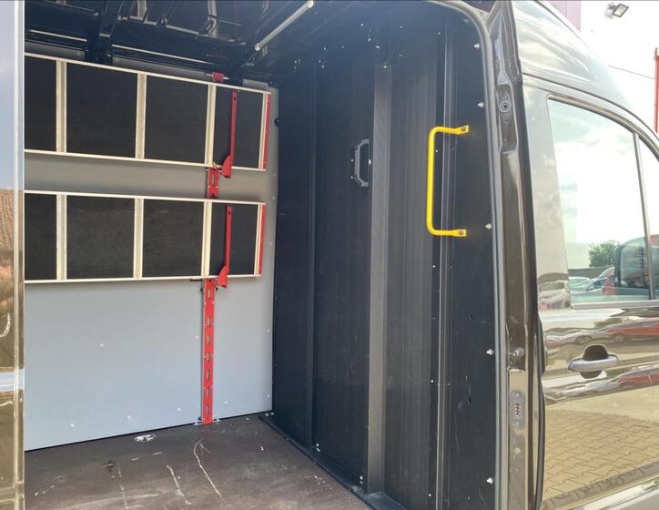 Volkswagen Crafter 29