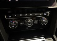 Volkswagen Passat 24