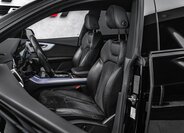 Audi Q8 SUV / Terénní 3,0 l 210 kw