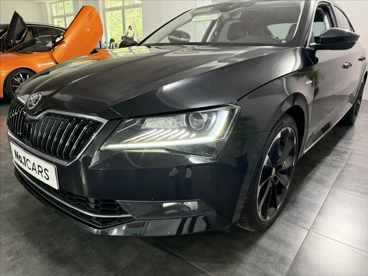 Škoda Superb Sedan / Limuzína 2,0 l 206 kw