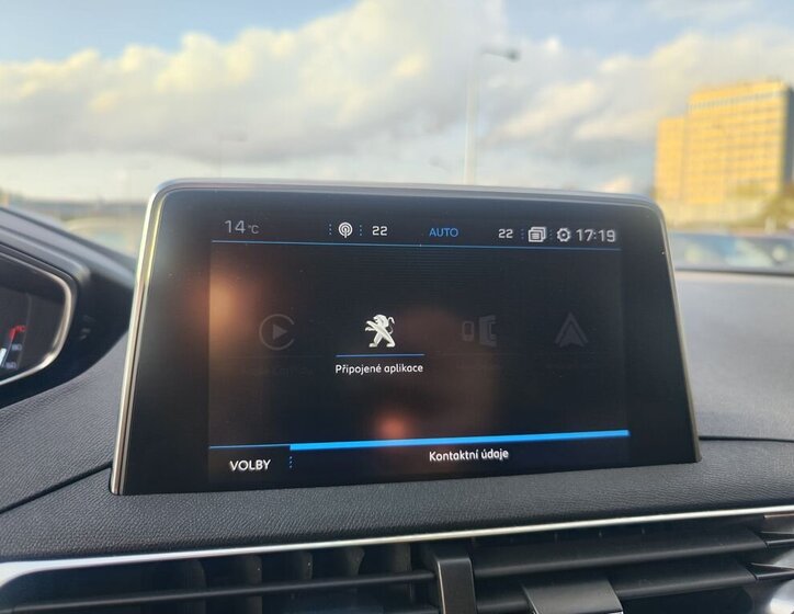 Peugeot 5008 SUV / Terénní 1,2 l 96 kw