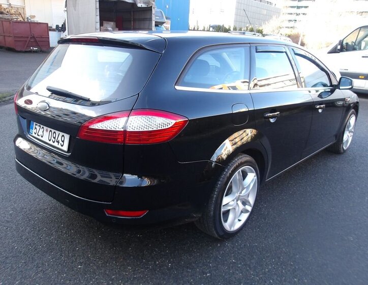 Ford Mondeo Kombi 2,0 l 103 kw