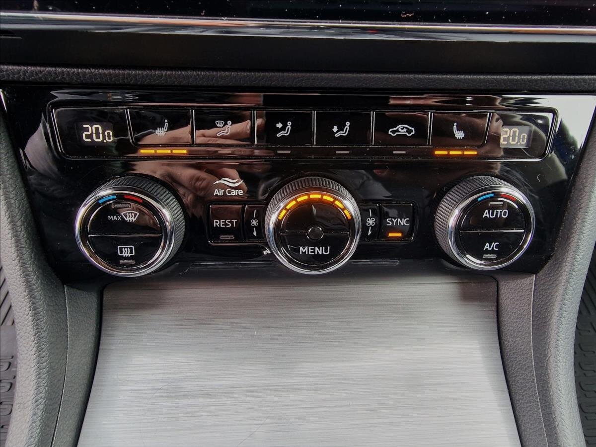 Škoda Superb Kombi 1,5 l 110 kw