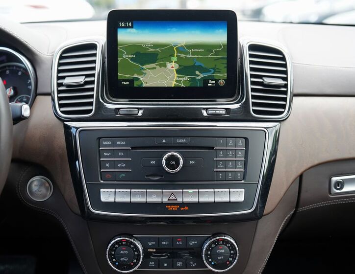 Mercedes-Benz GLS 38