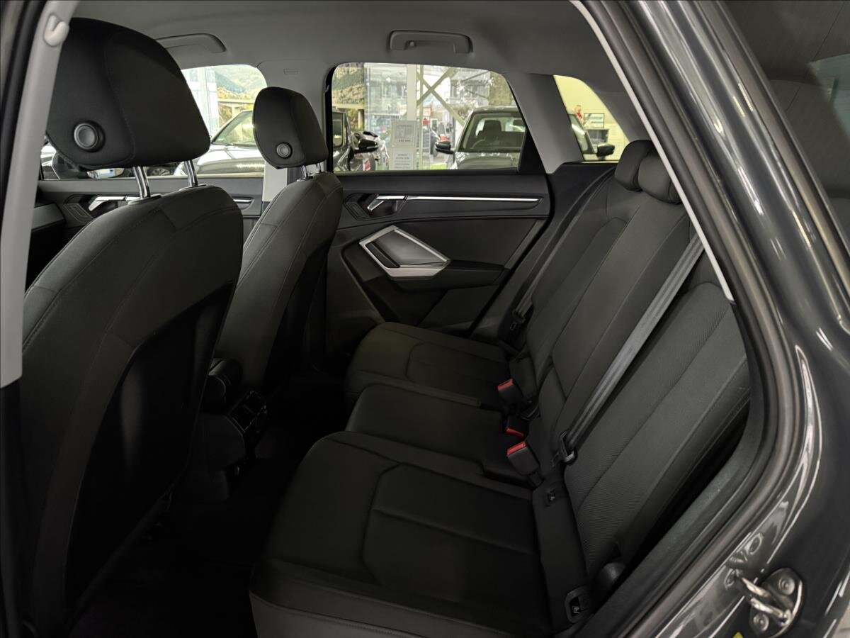 Audi Q3 SUV / Terénní 2,0 l 110 kw