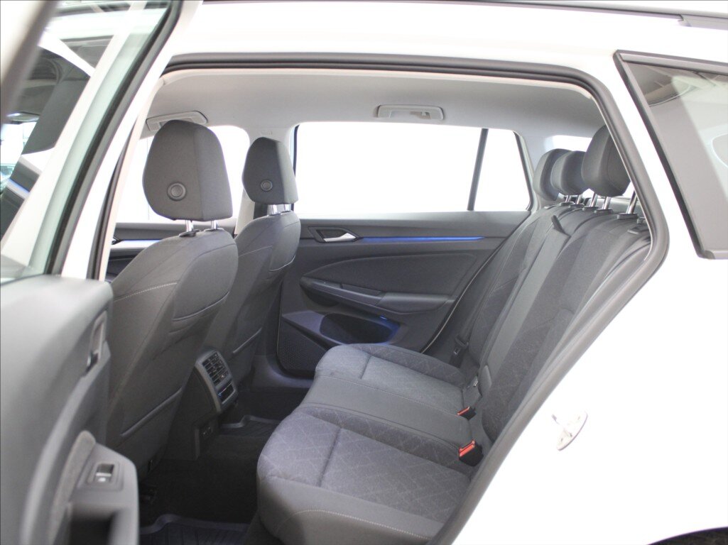 Volkswagen Golf Kombi 1,5 l 96 kw