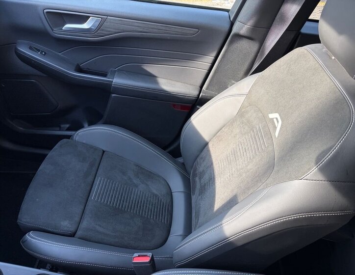 Ford Kuga SUV 2,5 l 132 kw