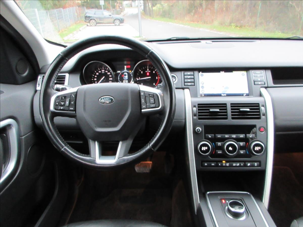Land Rover Discovery Sport SUV 2,0 l 132 kw