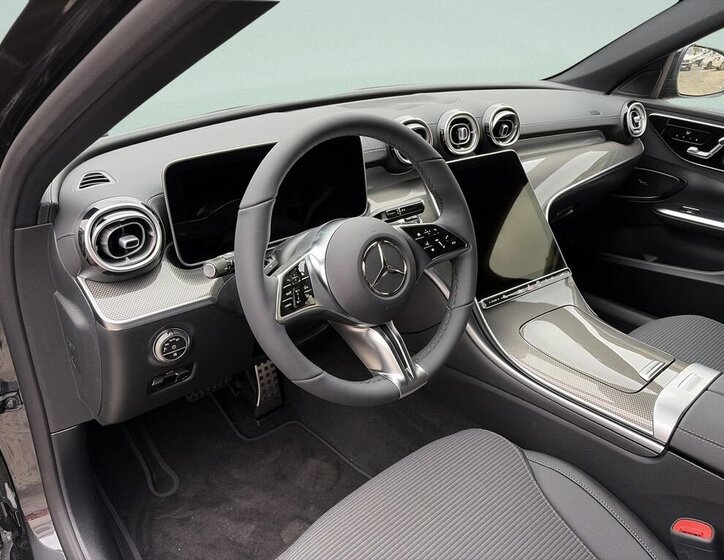 Mercedes-Benz Třídy C Kombi 2,0 l 157 kw