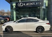 Lexus ES 300h Sedan / Limuzína 2,5 l 160 kw