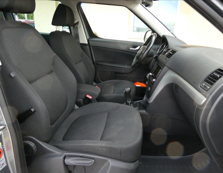 Škoda Yeti SUV / Terénní 1,8 l 118 kw