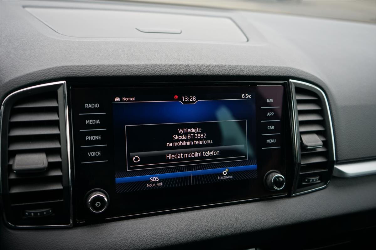 Škoda Karoq SUV 1,5 l 110 kw