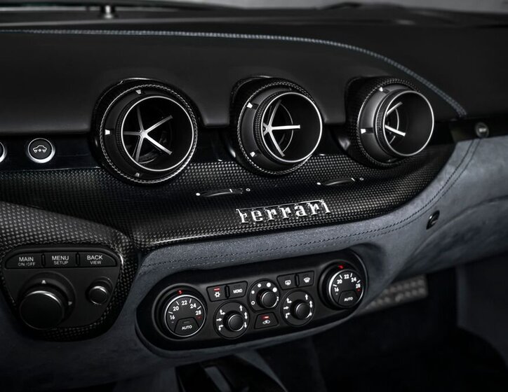 Ferrari F12 Berlinetta 25