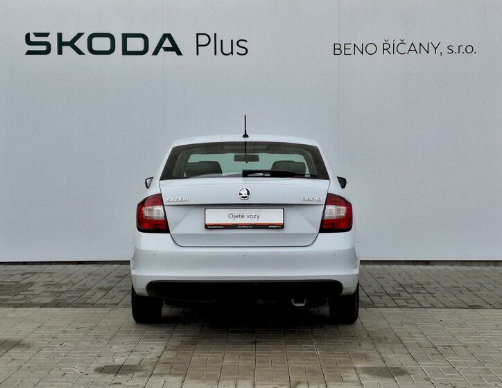 Škoda Rapid 12
