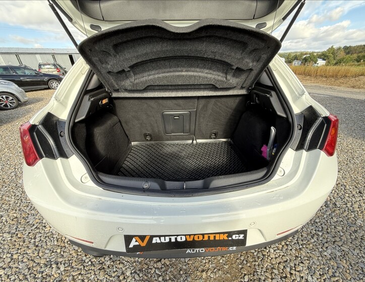 Alfa Romeo Giulietta 23