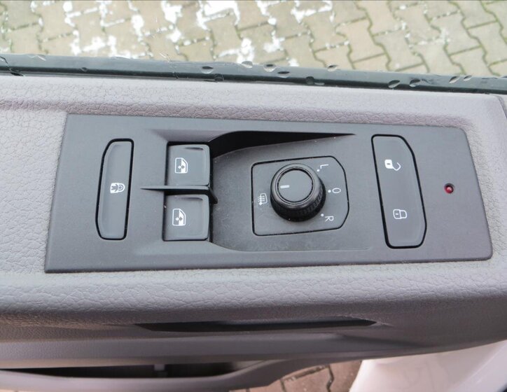 Volkswagen Transporter 11