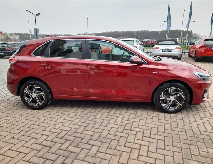 Hyundai i30 Hatchback 1,5 l 118 kw