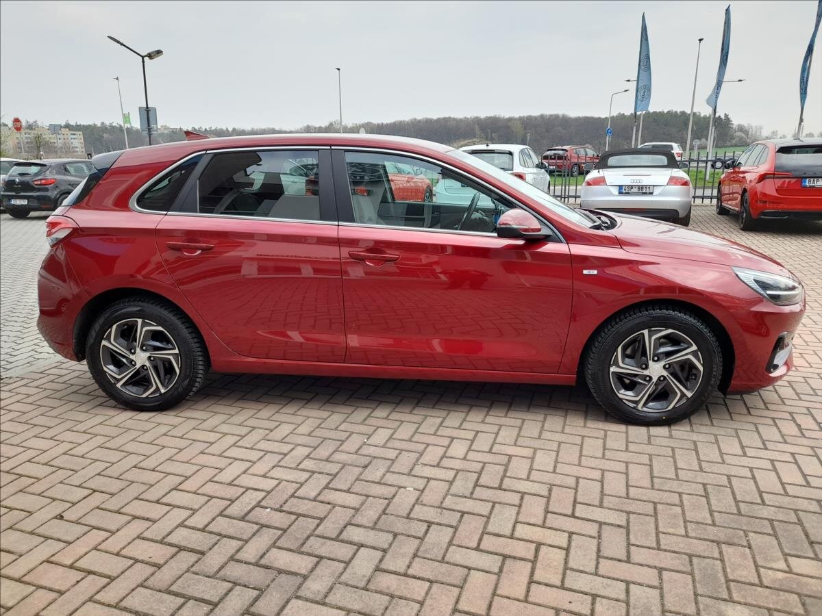 Hyundai i30 Hatchback 1,5 l 118 kw