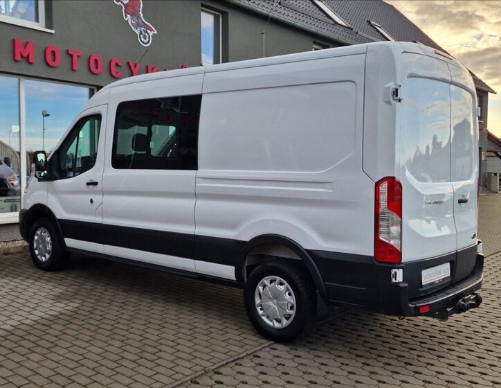 Ford Transit 7