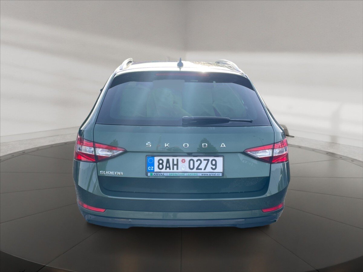 Škoda Superb Kombi 2,0 l 110 kw