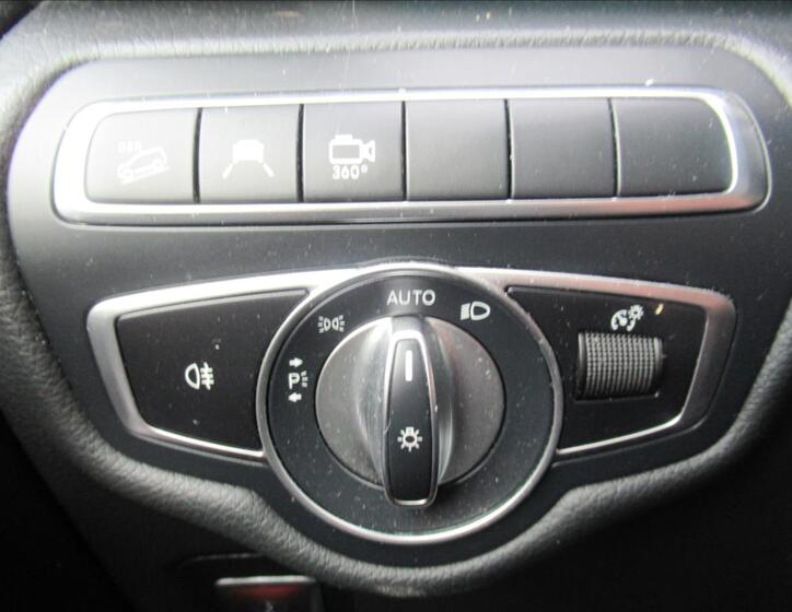 Mercedes-Benz Třídy V 18