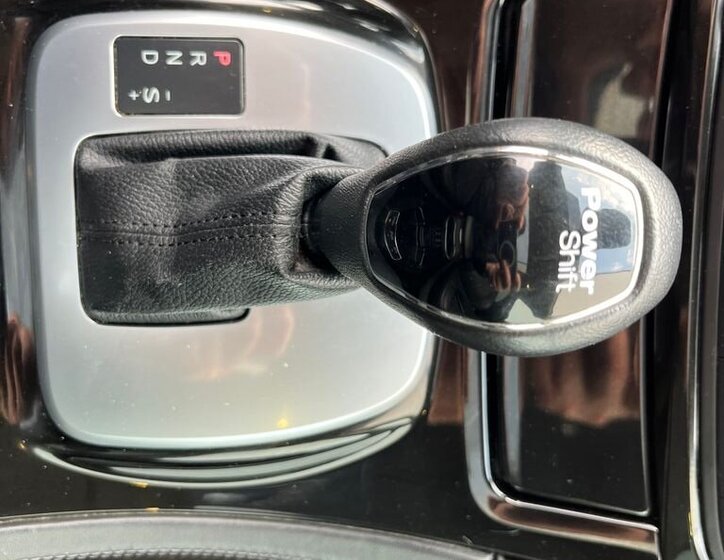 Ford S-MAX MPV 2,0 l 176 kw