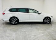 Volkswagen Passat Kombi 2,0 l 206 kw